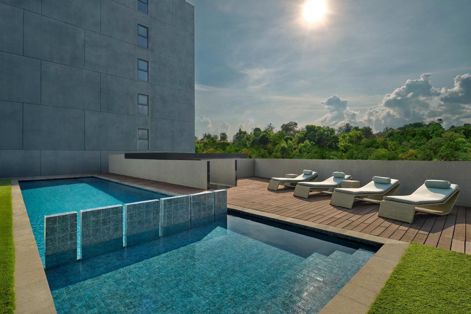 Four Points By Sheraton Balikpapan Exteriör bild