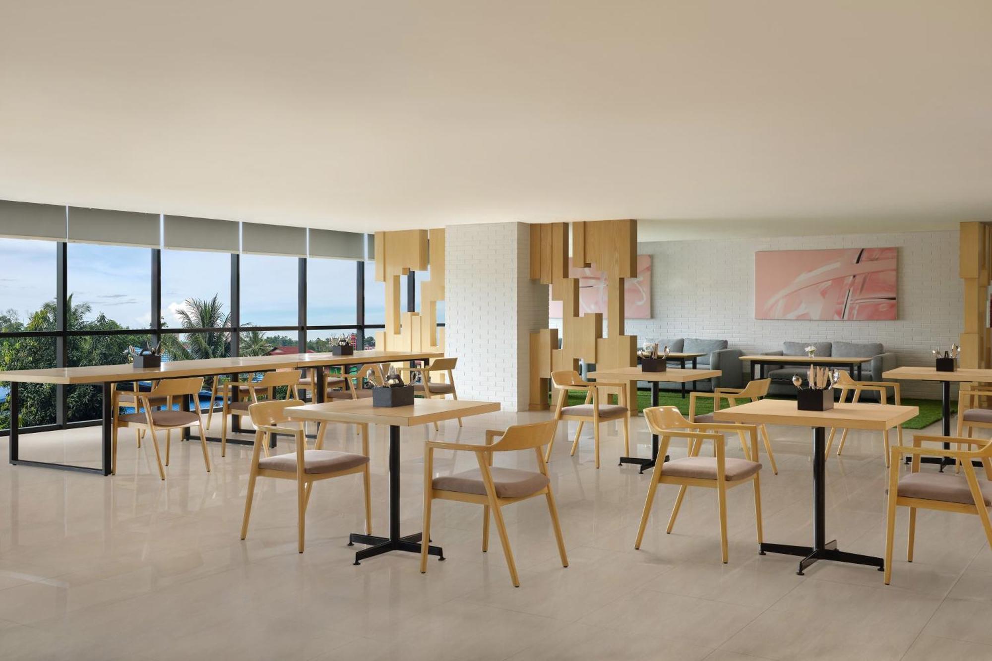 Four Points By Sheraton Balikpapan Exteriör bild